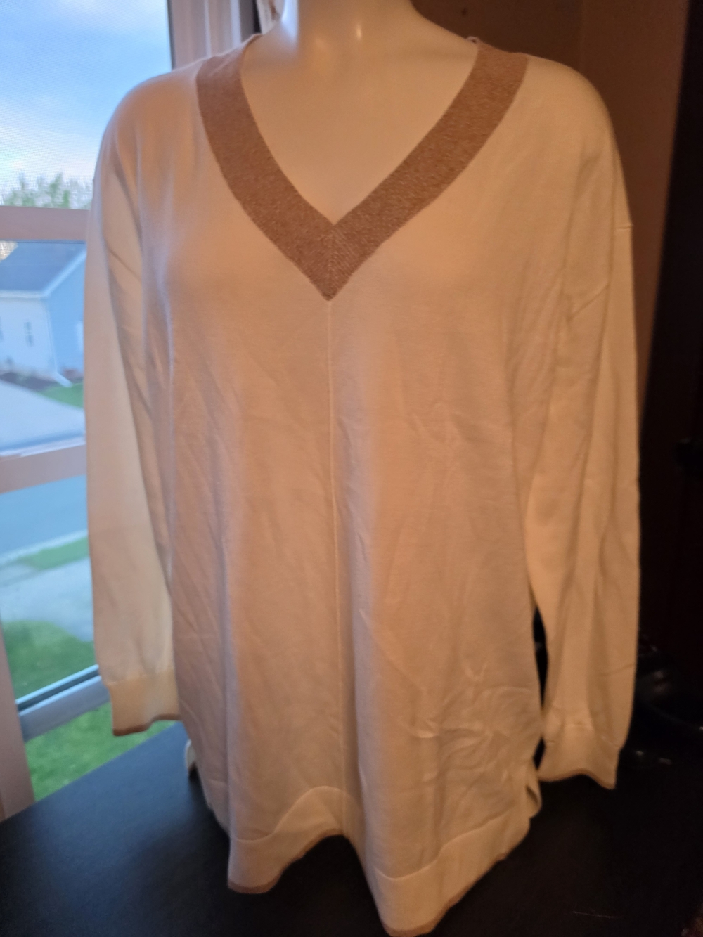 Lands' End Cream V-Neck Pullover with Tan Trim
